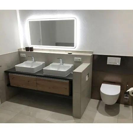 Penthouse Moselle Jewel I Apartment